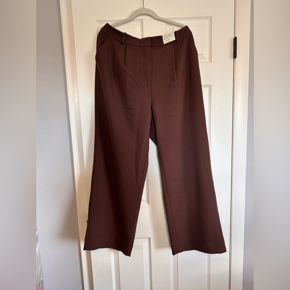 Abercrombie and Fitch Sloan Tailored Wide Leg Pant Brown - Size 18 34R